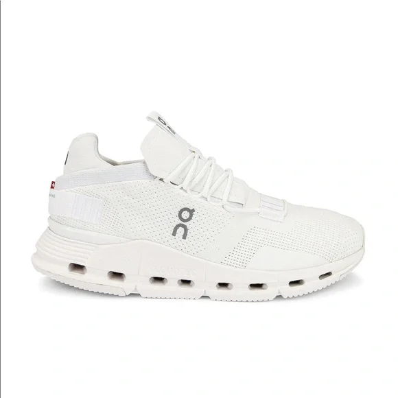 Cloudnova - Picture 1 of 5